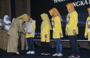 Kawal Timbangan Pasar, Pemkab Purwakarta Terjunkan Pasukan Emak-emak