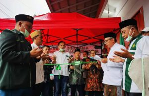 Tanggap Covid-19, PKB dan PC NU Purwakarta Beri Masker Gratis