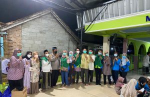 Direksi RSKP Karawang Gelar Tarawih Keliling dan Santunan Yatim Piatu