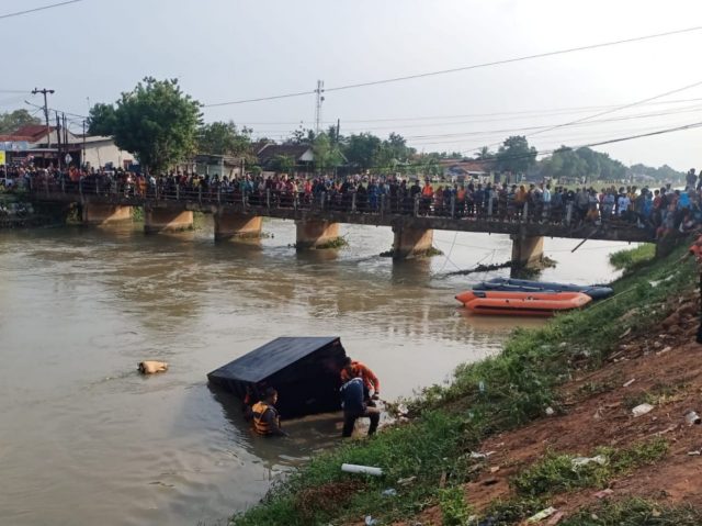 4ce8e5a1-1156-4e90-bcd7-cf8d2049c717