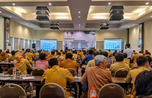 Tingkatkan Kesejahteraan Petani Karawang Lewat Program Pajak Sawah Nol Rupiah