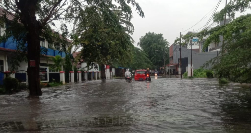 Karawang banjir sekolah libur