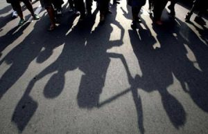 Polisi bentrok ormas di bekasi