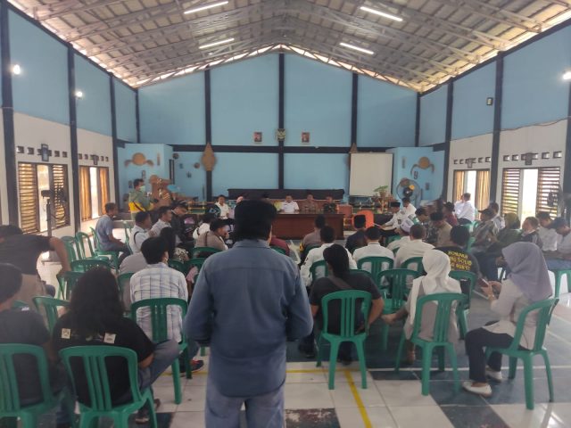 Kegiatan beribadah di purwakarta