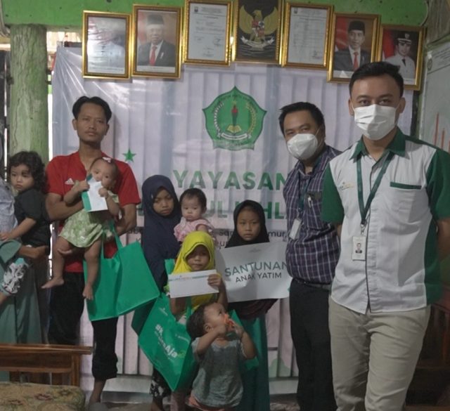 Rs lira medika berbagi kebahagiaan