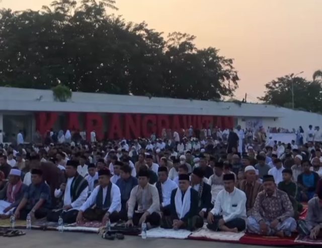 Salat idul fitri di karawang