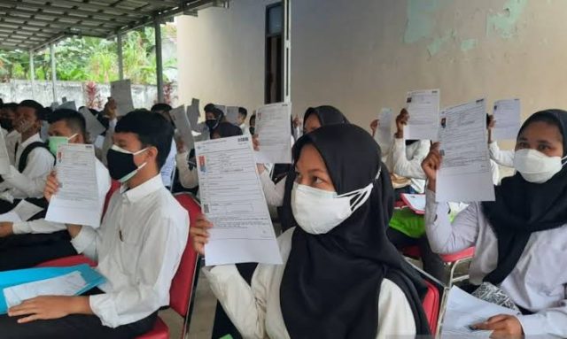 Guru pppk karawang timur