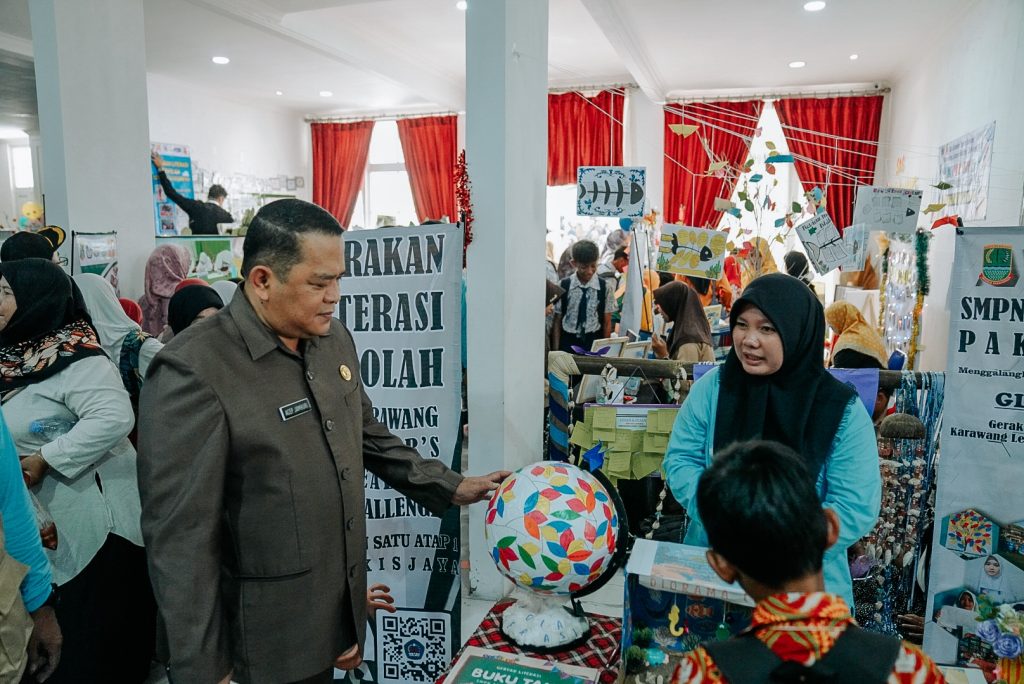 Gebyar literasi karawang