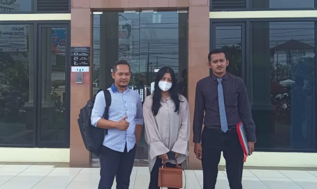 Anak mantan ketua dprd karawang