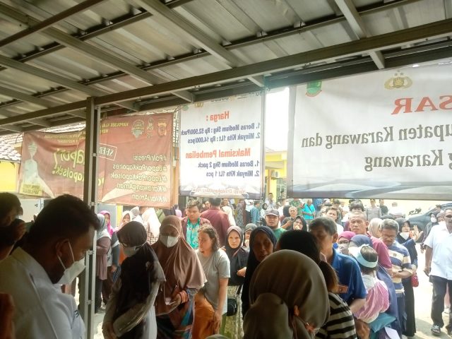 Operasi pasar beras karawang