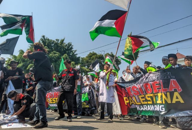 Aksi bela palestina di karawang