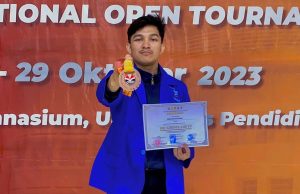 Mahasiswa ubp karawang juara karate