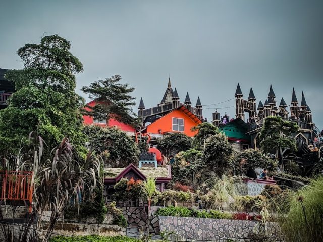 Pondok Pinus palutungan