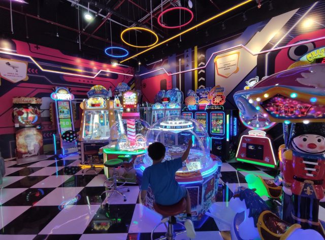 Funworld grand outlet karawang