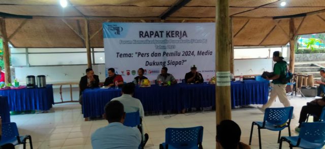 IMG-20231220-WA0032 Janji caleg ke wartawan purwakarta