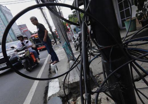 images - 2024-01-24T131454.693 Mahasiswa terjerat kabel optik di bekasi