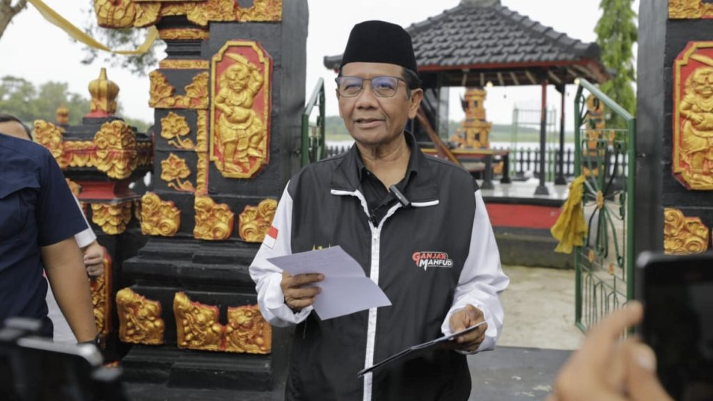 Mahfud md mundur dari menko polhukam