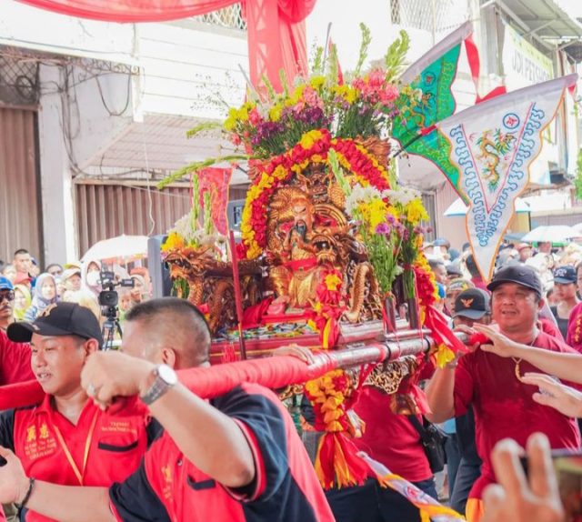 Perayaan cap go meh di karawang