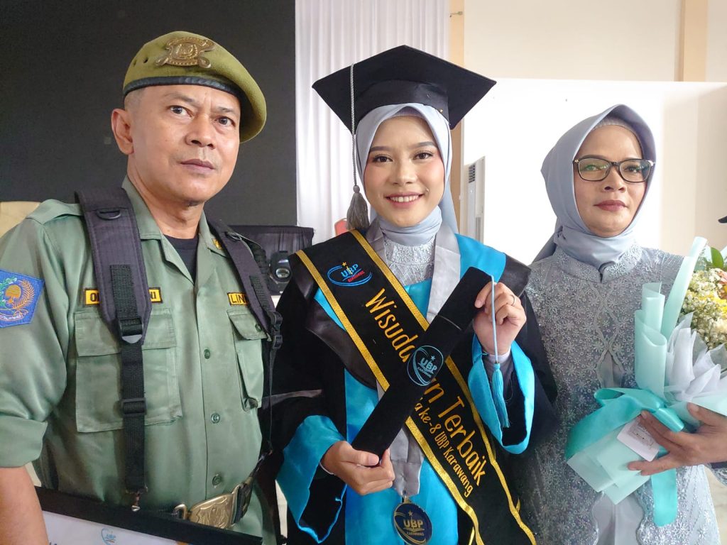 Hansip predikat cumlaude di karawang