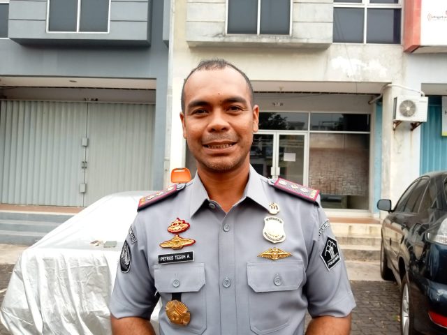 Imigrasi karawang easy paspor