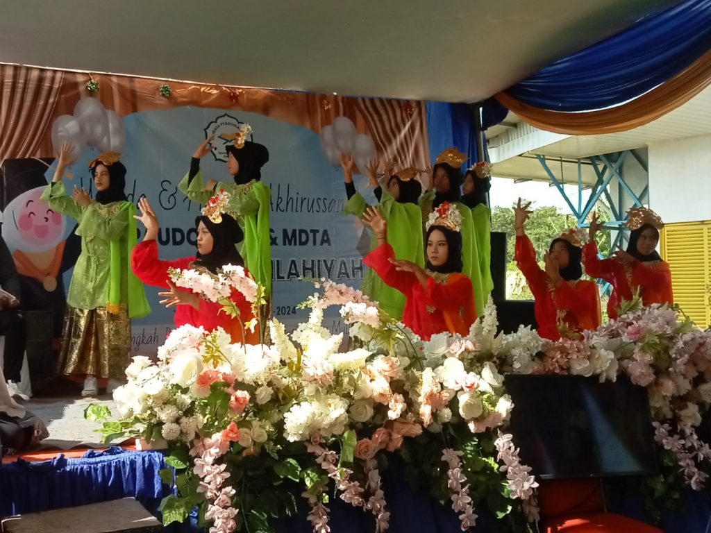 Wisuda yayasan nahdlatul ishlahiyah karawang