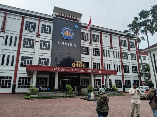 Penerimaan mahasiswa baru unsika