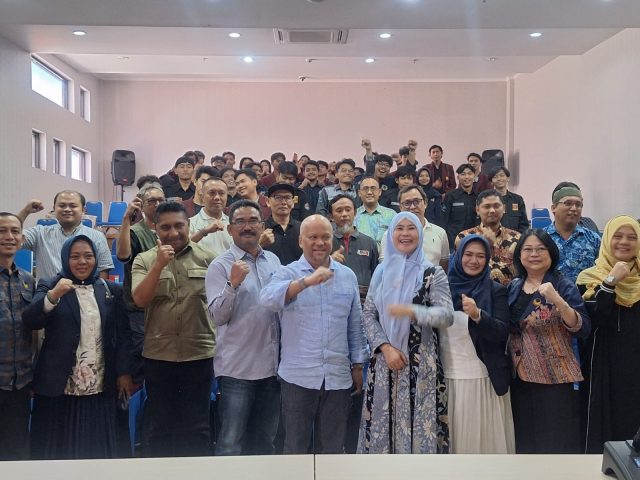 Ilham habibie sinergitas industri