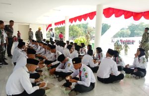 Paskibraka karawang hut 79 ri