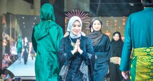 Fathya desainer fashion karawang
