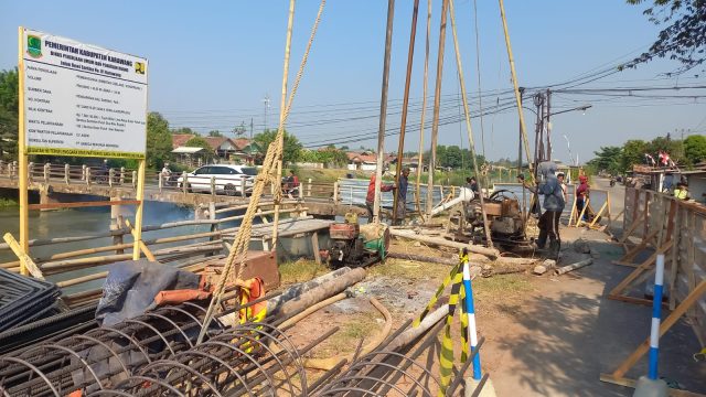 Jembatan ciselang karawang