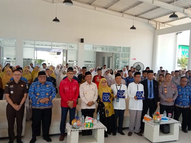 Az-Zahra Galuh Mas Manasik Haji Karawang