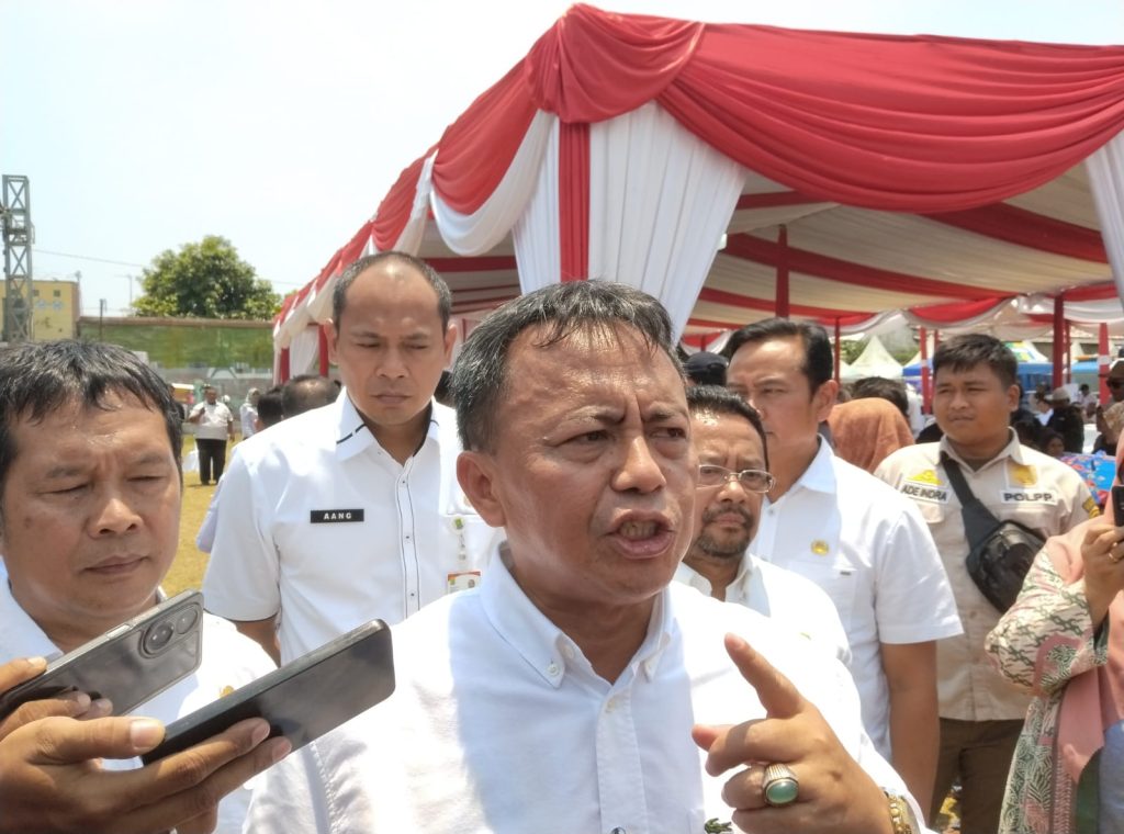 Sekda jabar layanan publik karawang