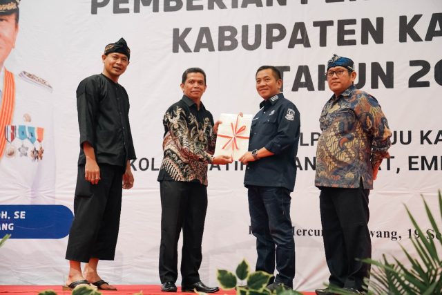 IMG-20240919-WA0072 Kantah karawang di penghargaan tjslp