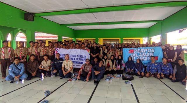Komunitas baca di karawang