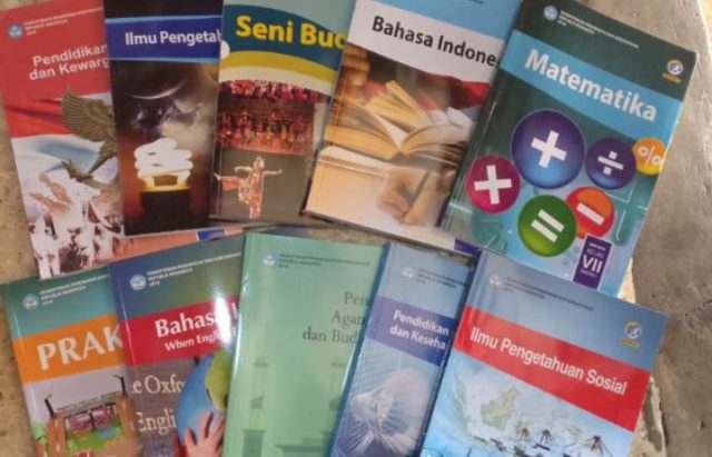 IMG-20241009-WA0014 Buku paket smpn 1 tirtamulya karawang