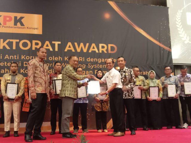 Predikat sekolah integritas sman 6 karawang