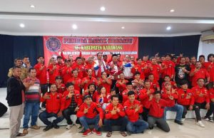 Giliran Pemuda Batak di Karawang Deklarasikan Dukungan untuk Aep dan Maslani Pemuda batak deklarasikan aep maslani di karawang