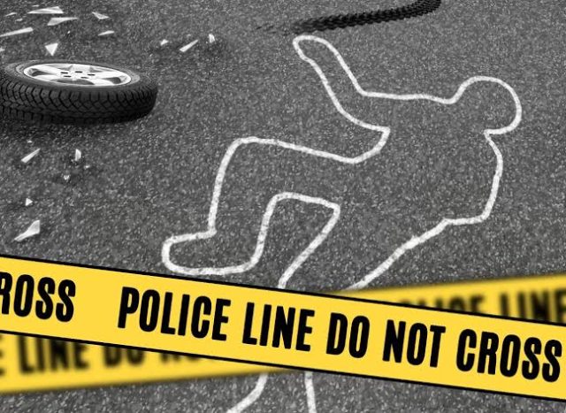 Ibu-ibu terlindas truk di karawang