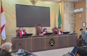 Terbukti Palsukan SKW Anak, Ibu Kandung di Karawang Divonis 1,2 Tahun Penjara Ibu kandung karawang divonis penjara