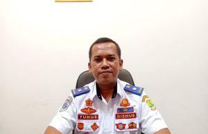 Kendaraan klakson telolet di karawang