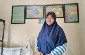 Domah azilah lontong tradisional karawang