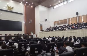 Ribuan Honorer Gelisah Belum Diangkat PPPK, Pemkab Karawang Tetap Perjuangkan, tapi… Ribuan honorer diangkat pppk karawang