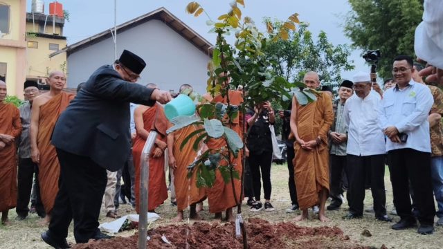 Kemenag karawang pasangan pengantin