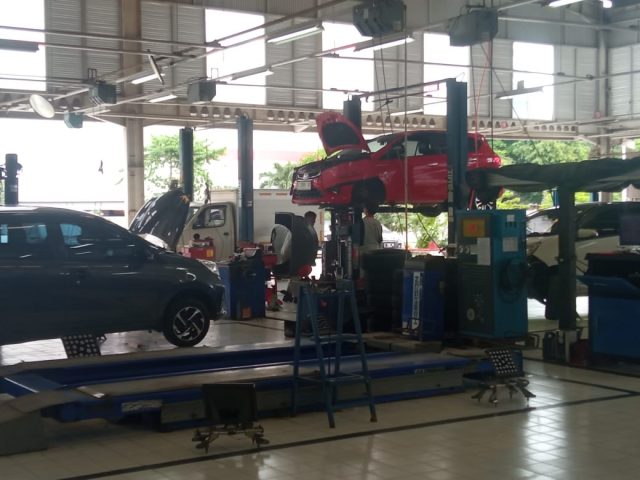 Bengkel daihatsu karawang