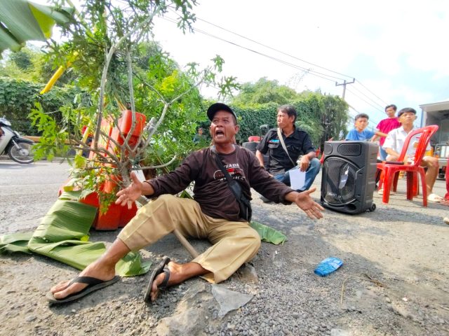 IMG-20250605-WA0054 Jalan rusak jalur pantura karawang