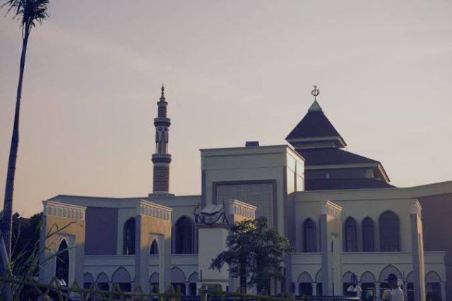 Sejarah berdirinya masjid agung karawang