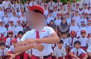 Viral Siswa SD di Karawang Joget Gemulai Bak Perempuan, Disdikpora Jelaskan Begini Siswa sd joget di karawang