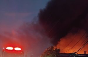 Pernah Terbakar, Gudang Limbah Tekstil di Karawang Kini Kebakaran Lagi Gudang limbah tekstil karawang terbakar