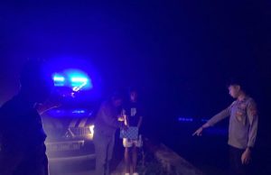 Cuma Berbekal Ranting, Pelajar SMP di Karawang Tewas Dibacok saat Tawuran Tawuran pelajar smp karawang tewas