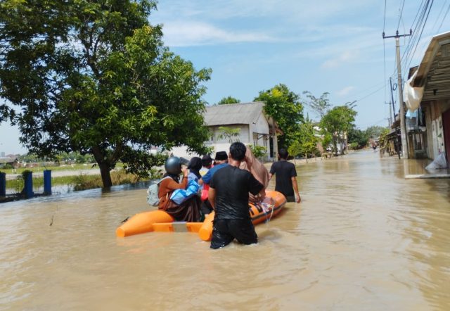 IMG-20250708-WA0052 Banjir karawang meningkat